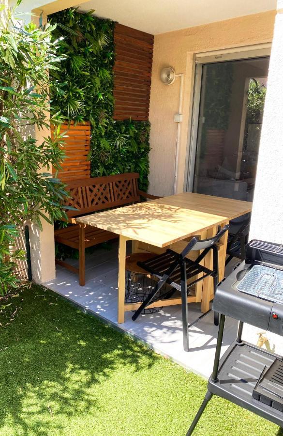 Appartement Frejus Avec Jardin, Piscine, Plage, Tennis Dış mekan fotoğraf